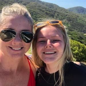 Meet your Posher, Vivienne